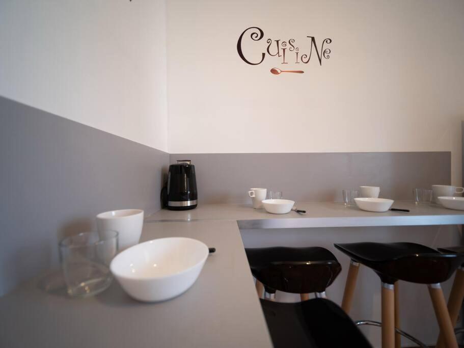 Appartement Tout Equipe Traversant 6 A 8 Couchages Марсель Екстер'єр фото