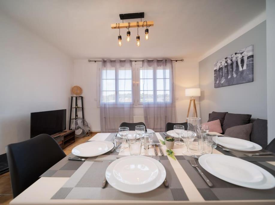 Appartement Tout Equipe Traversant 6 A 8 Couchages Марсель Екстер'єр фото