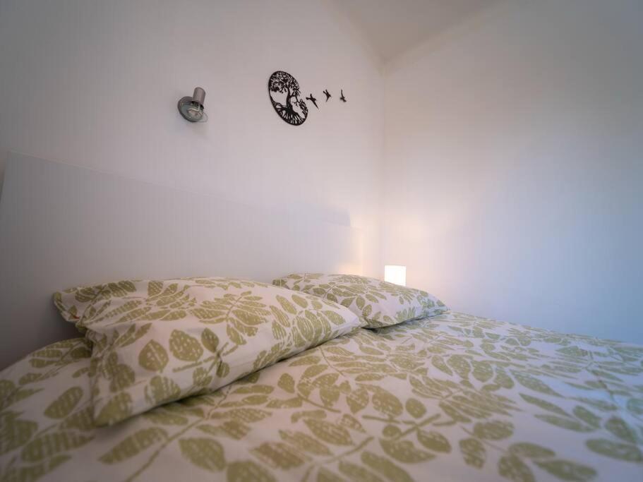 Appartement Tout Equipe Traversant 6 A 8 Couchages Марсель Екстер'єр фото