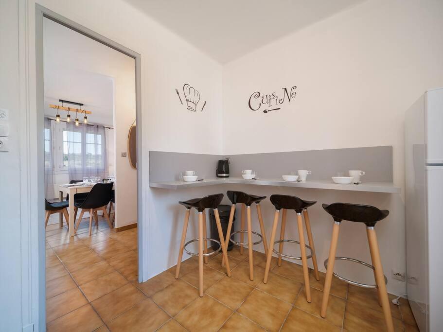 Appartement Tout Equipe Traversant 6 A 8 Couchages Марсель Екстер'єр фото