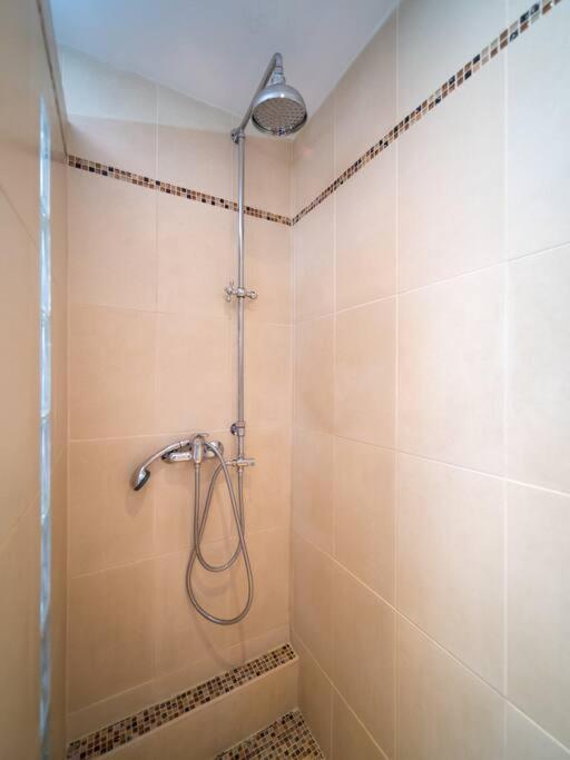 Appartement Tout Equipe Traversant 6 A 8 Couchages Марсель Екстер'єр фото